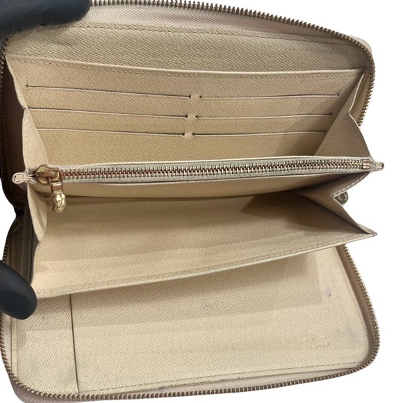 Louis Vuitton Damier Azur Zippy Wallet Organizer - Picture 10 of 14